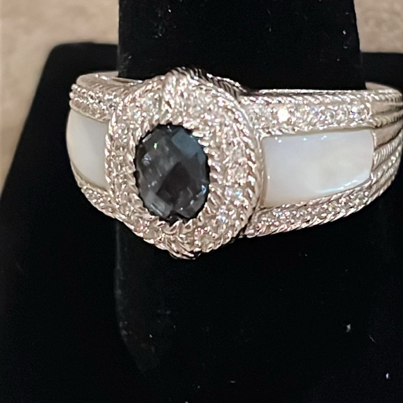 Judith Ripka Blue Topaz & Mother-of-Pearl Pineapple-Cut Ring Size NWOT - Picture 3 of 12
